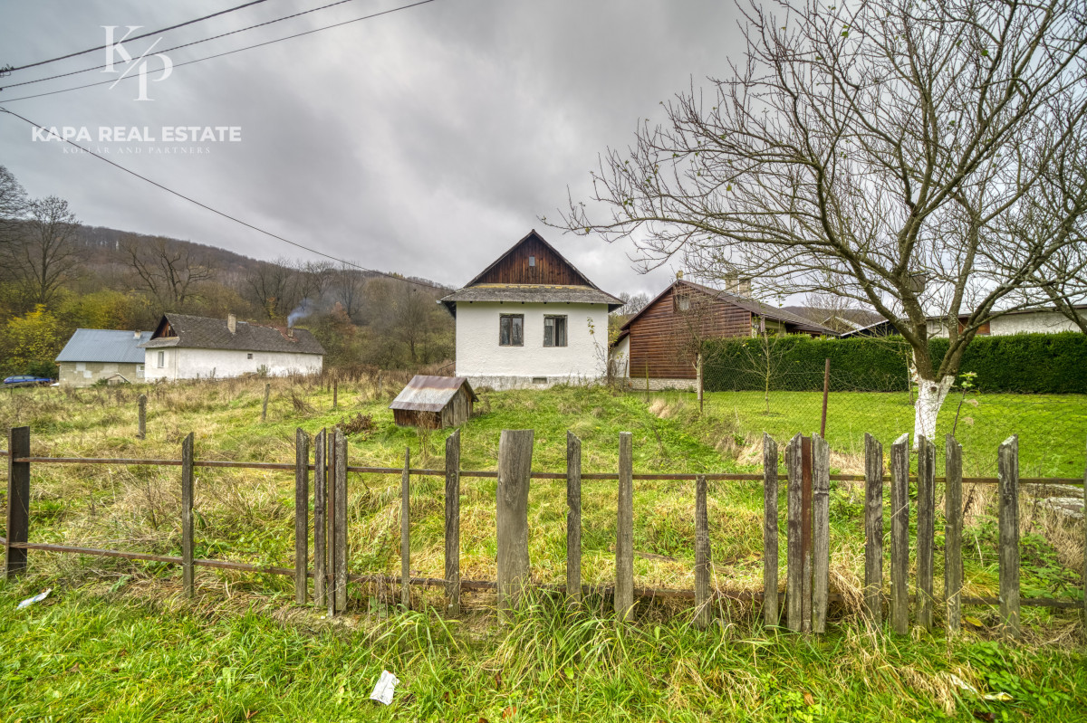 Rodinný dom na predaj, obec Nižný Komárnik, okres Svidník