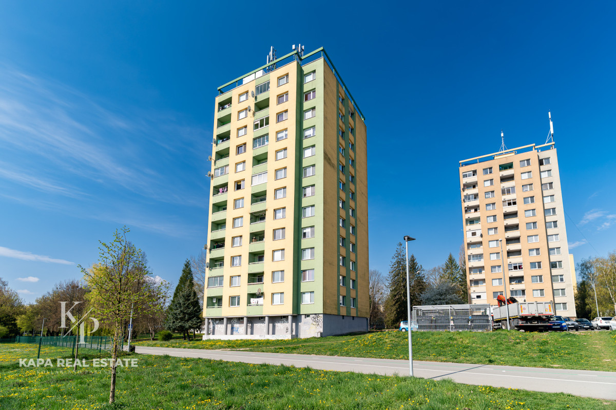 Slnečný 2 izbový byt v skvelej lokalite – Mukačevská ulica, Prešov