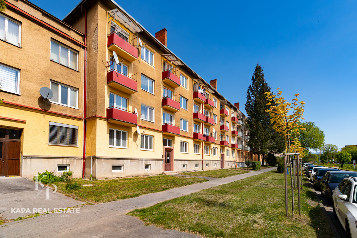 PRENAJATÉ - 3-izbový byt na prenájom, Pavlovičovo námestie, Prešov