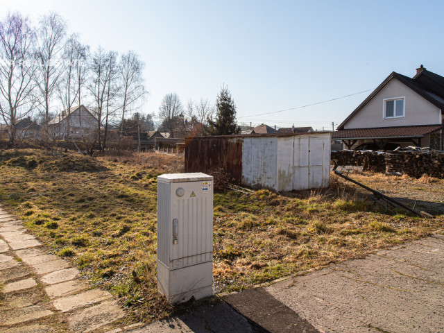 Stavebný pozemok na predaj, plocha 1228 m², obec Lada - 7