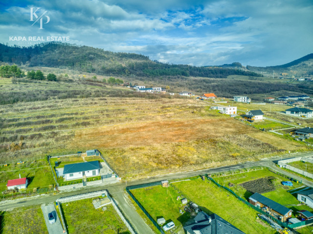 Pozemok na predaj, plocha 788 m², obec Fintice - 5