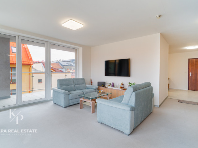 Nadštandardný 2 izbový byt s parkovaním v absolútnom centre Prešova - 5