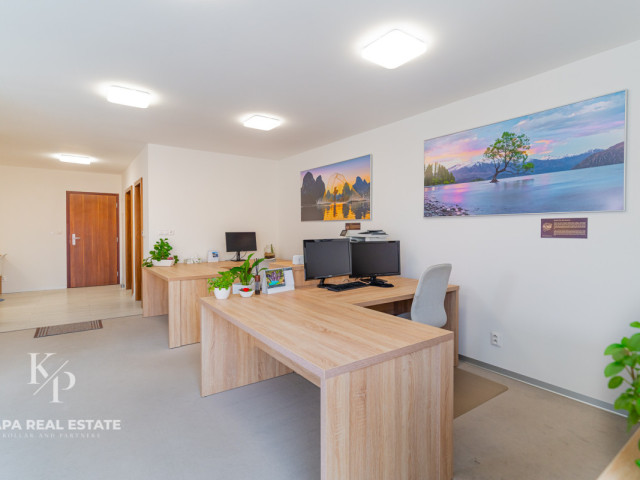 Nadštandardný 2 izbový byt s parkovaním v absolútnom centre Prešova - 11