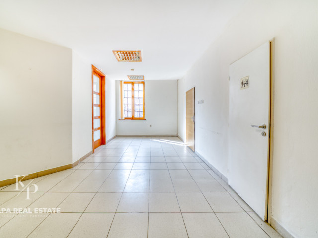 NA PRENÁJOM: Atraktívne komerčné priestory (177 m²) v centre Prešova - 11