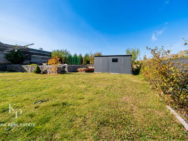 NA PREDAJ: moderný 4 izbový bungalov s veľkou záhradou, obec Župčany - 5